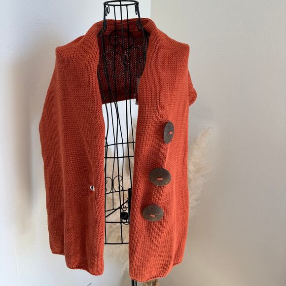 PURE Handknit Rust Orange Cotton Scarf Wrap With Wooden Buttons NEW - Picture 3 of 9